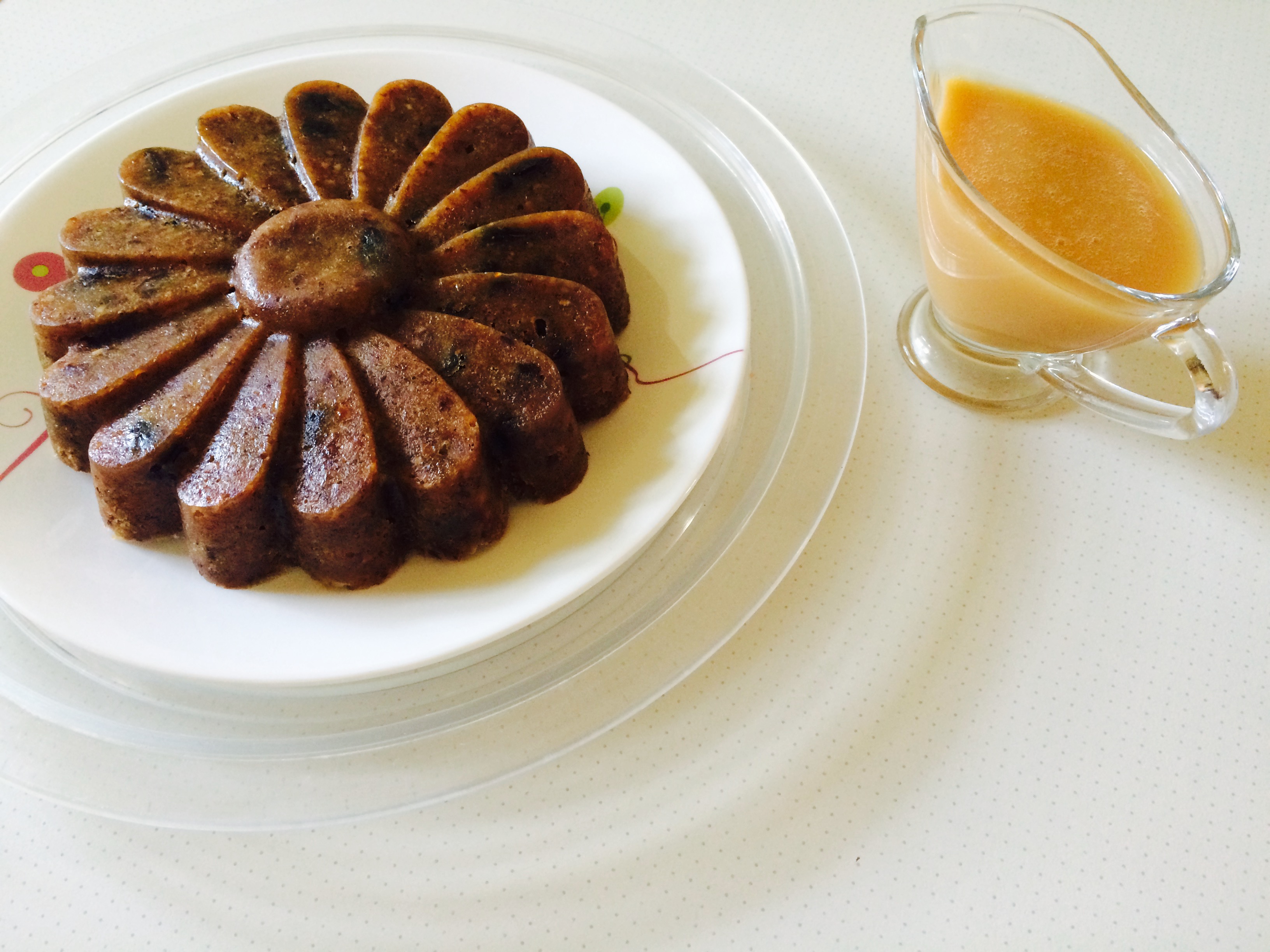 Pressure cooker dates cake with home made instant caramel sauce